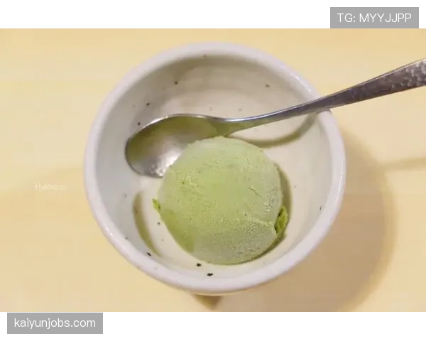辛德hu家的冰箱里塞满蛋白粉，连冰淇淋都得预约才能吃